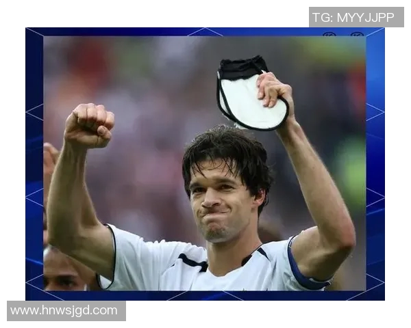 传奇足球巨星的辉煌岁月与不朽成就探秘