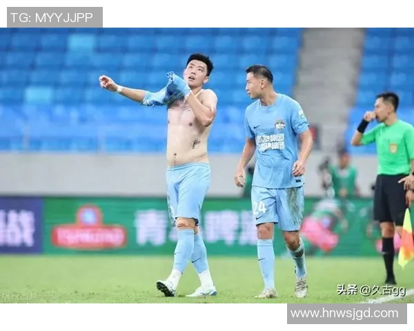 足球场上的纯粹之美没有纹身的明星球员们如何展现自我风采