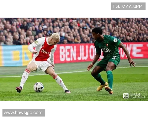 足球明星颠球时刻的动感旋律与激情瞬间的完美结合